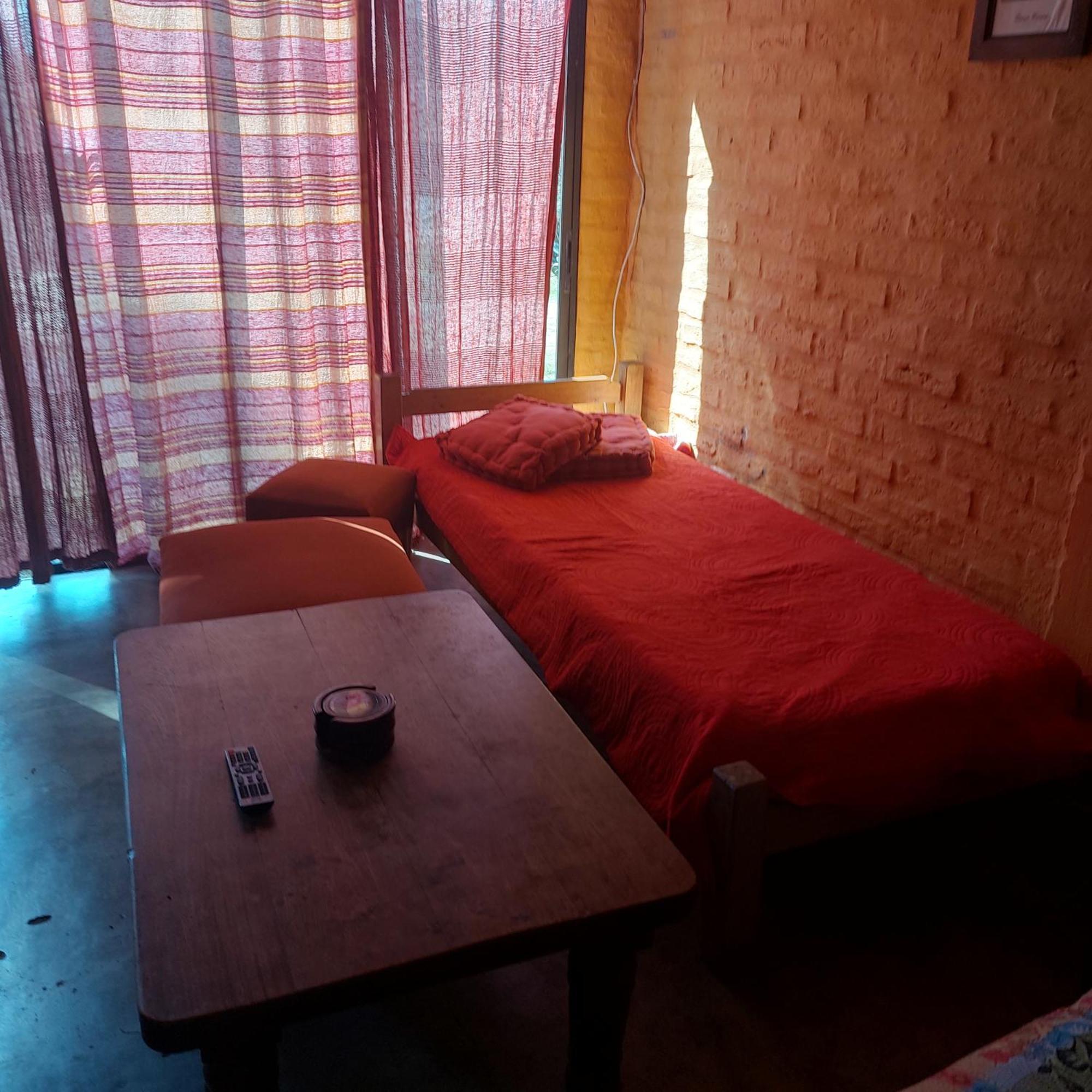 Casa Amarilla Con Jacuzzi Villa ปุนตาเดลดีอาโบล ภายนอก รูปภาพ